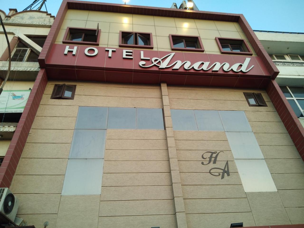 Hotel Anand Amritsar Buitenkant foto