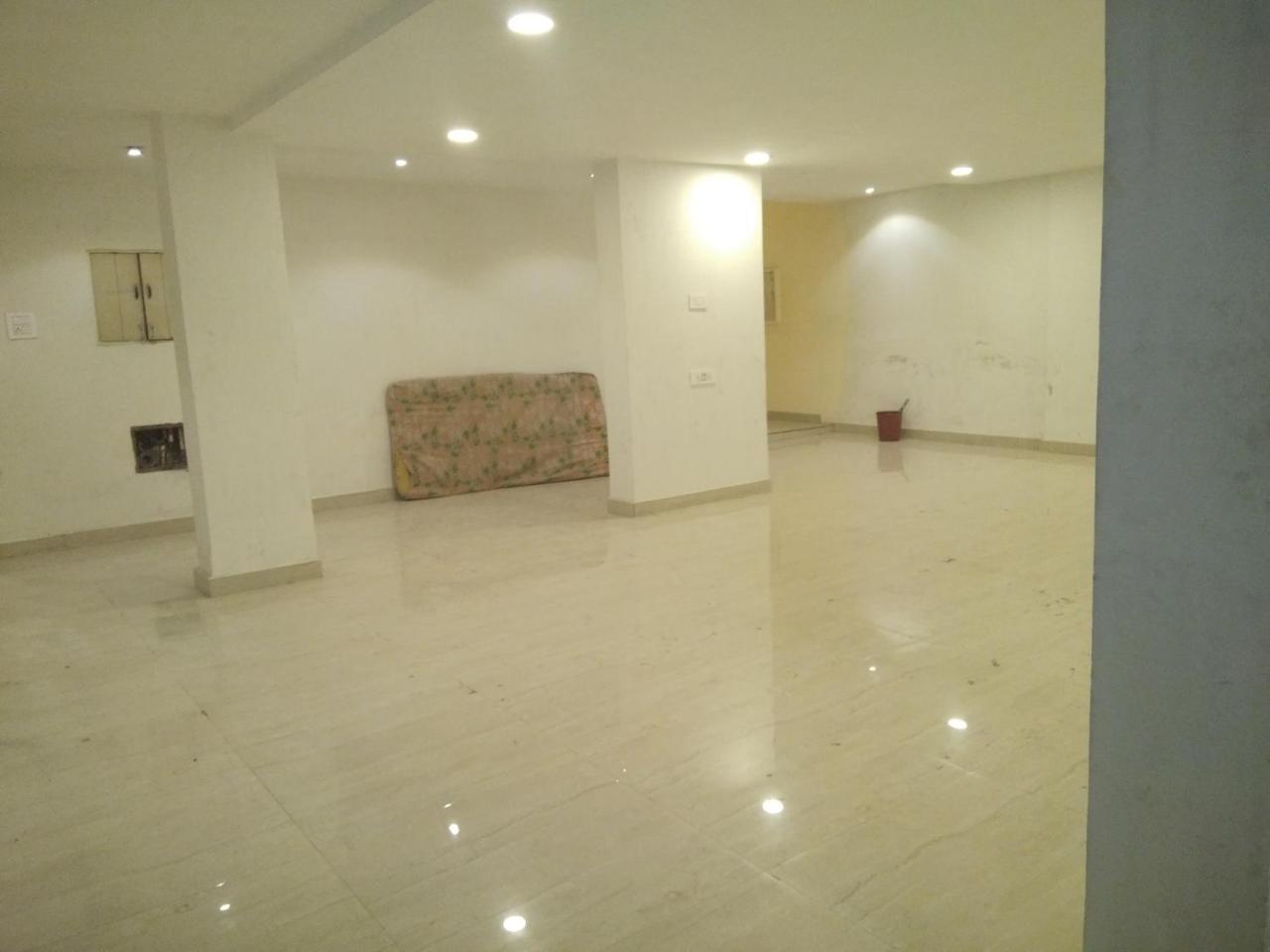 Hotel Anand Amritsar Buitenkant foto